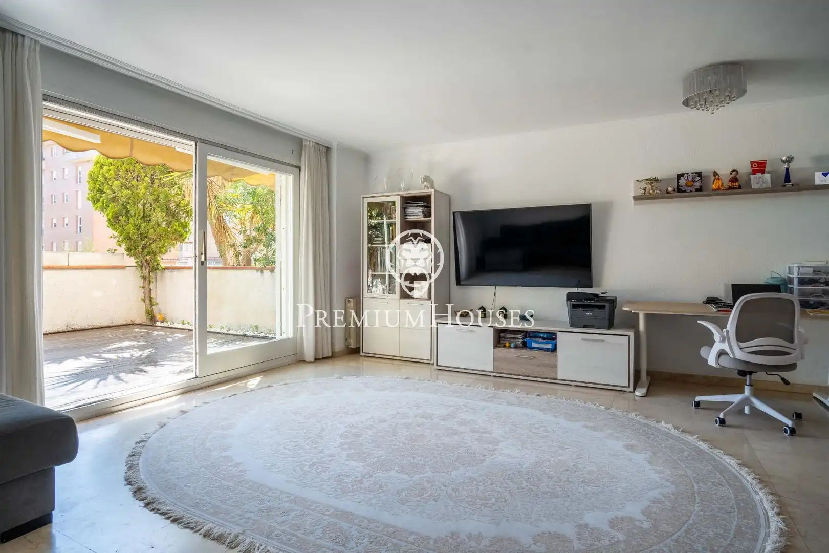 Living room of Ground floor for sale in Castelldefels  with Heating, Terrace and Storage room