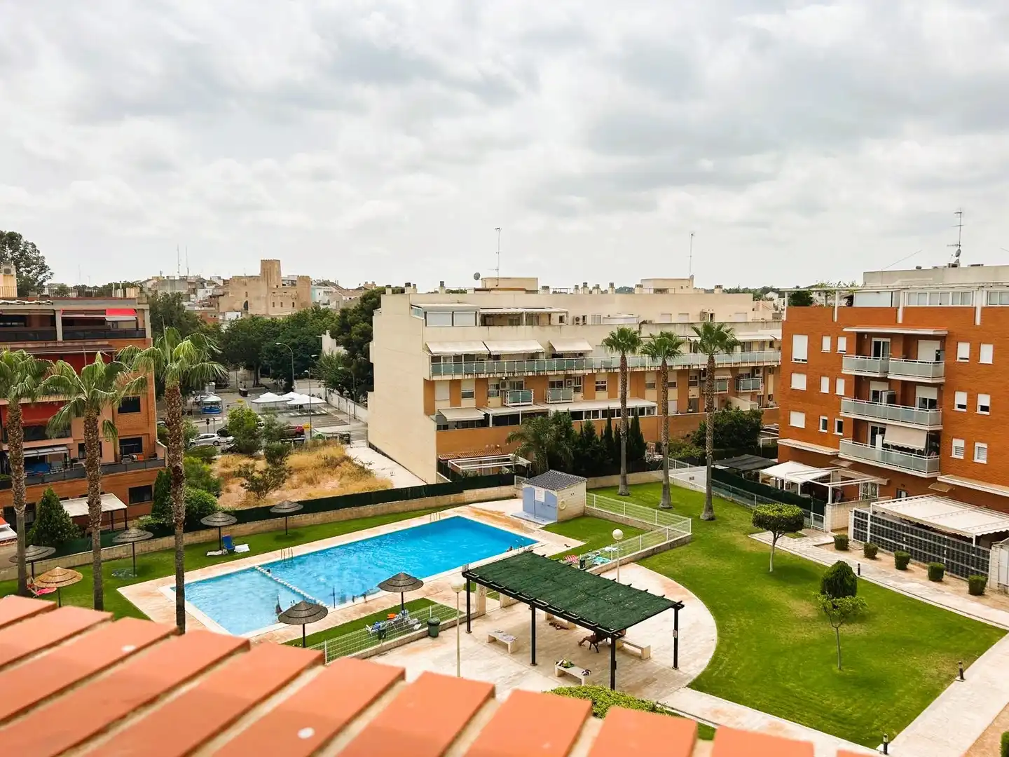 Schwimmbecken von Dachboden zum Verkauf in Bétera mit Klimaanlage, Terrasse und Gemeinschaftspool