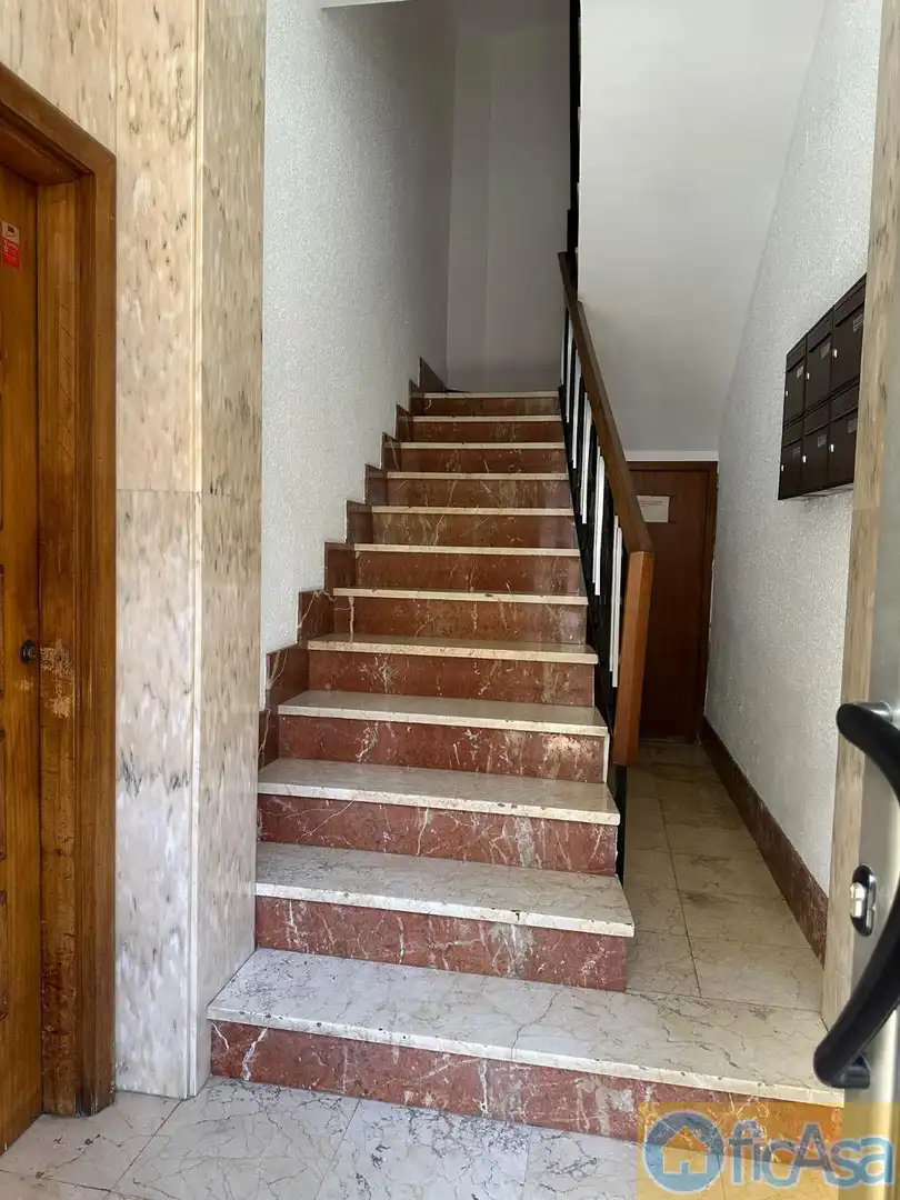 Apartamento en venta en Castellón de la Plana / Castelló de la Plana con Aire acondicionado y Balcón