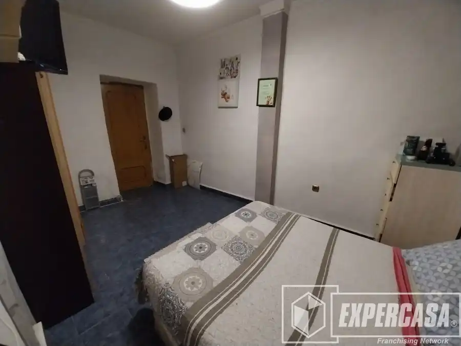 Habitación de Finca rústica en venta en Torrent con Aire acondicionado, Terraza y Trastero