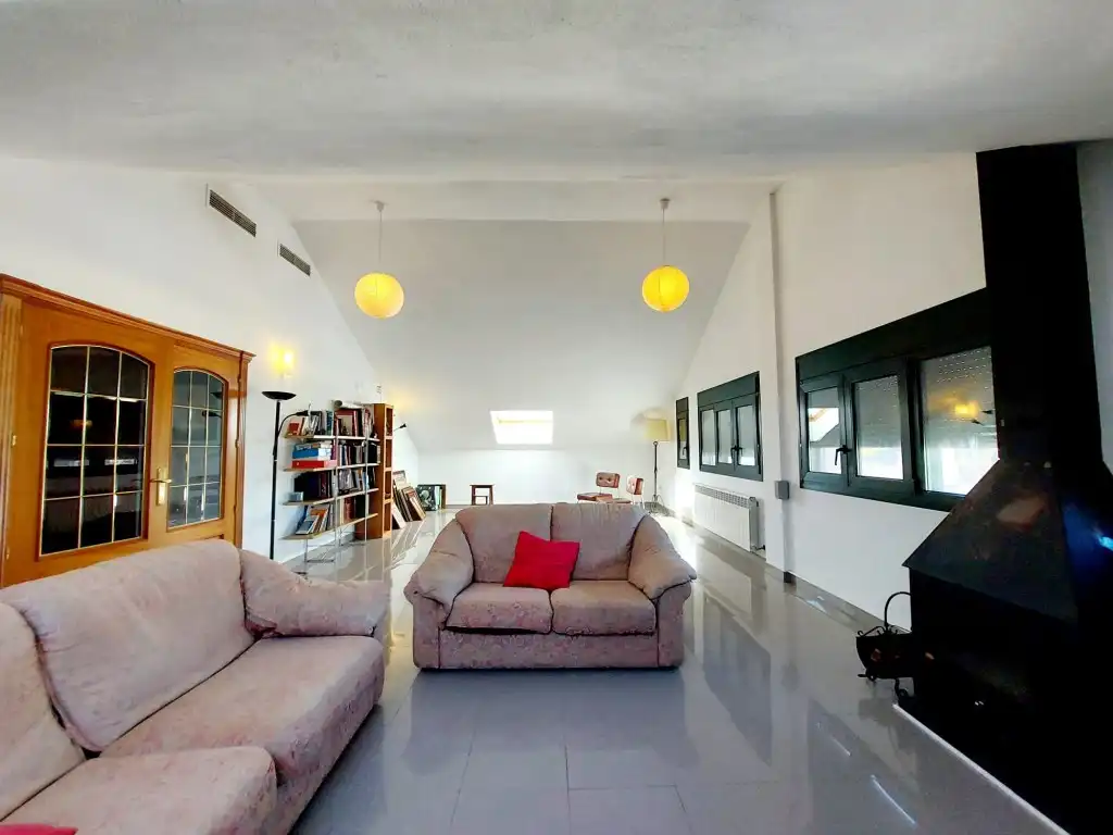 Casa o xalet en venda a Calle Sierra de San Pedro, Las Vaguadas