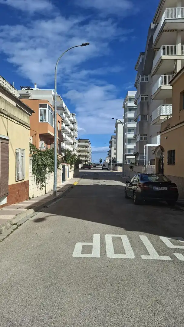 Vista exterior de Estudio en venta en Daimús con Aire acondicionado, Calefacción y Amueblado