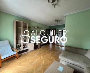 Living room of Flat to rent in Leganés  with Air Conditioner, Heating and Furnished
