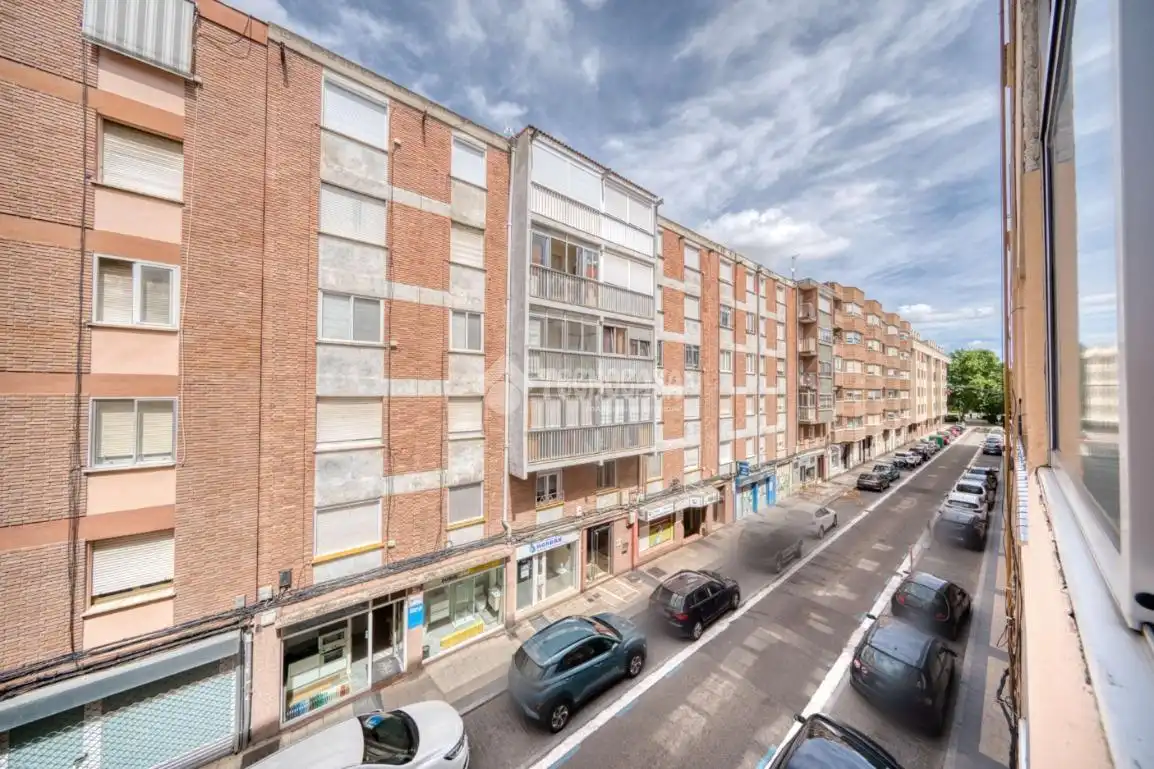 Außenansicht von Wohnung zum Verkauf in Valladolid