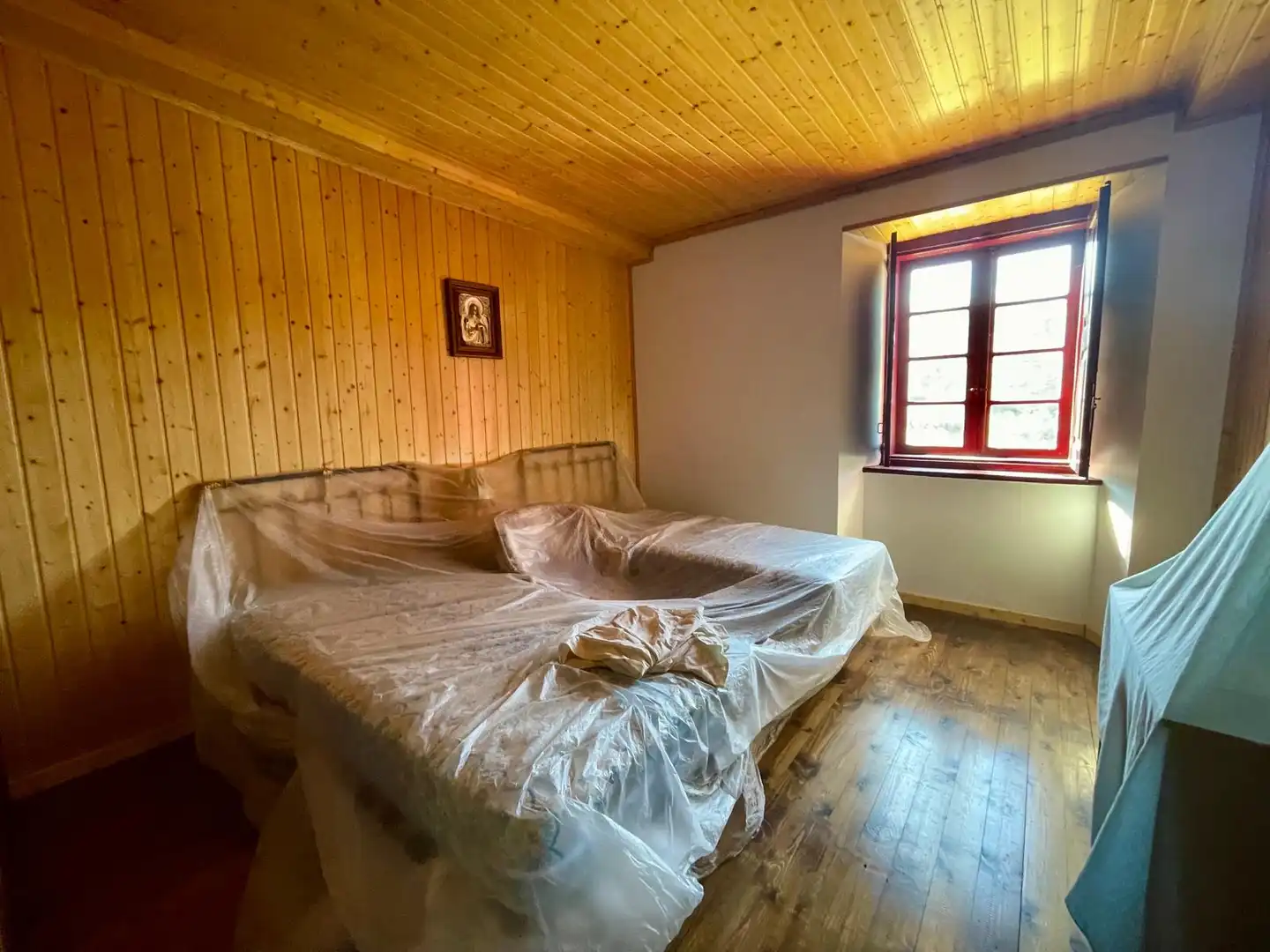Dormitori de Casa o xalet en venda en Cervantes amb Jardí privat, Parquet i Moblat