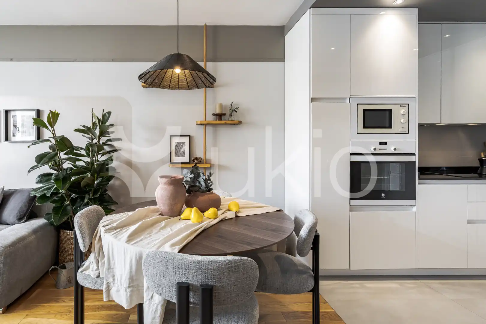 Cocina de Apartamento de alquiler en Madrid con Aire acondicionado, Calefacción y Amueblado