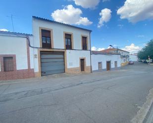 Exterior view of Single-family semi-detached for sale in Puebla de Sancho Pérez  with Terrace