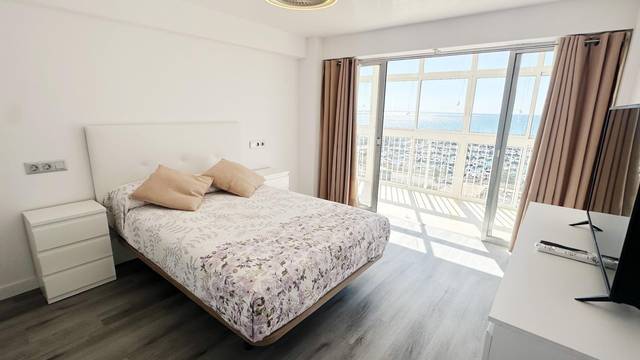 Apartamento en Alquiler en  AZORIN, 10 en Campello Playa
