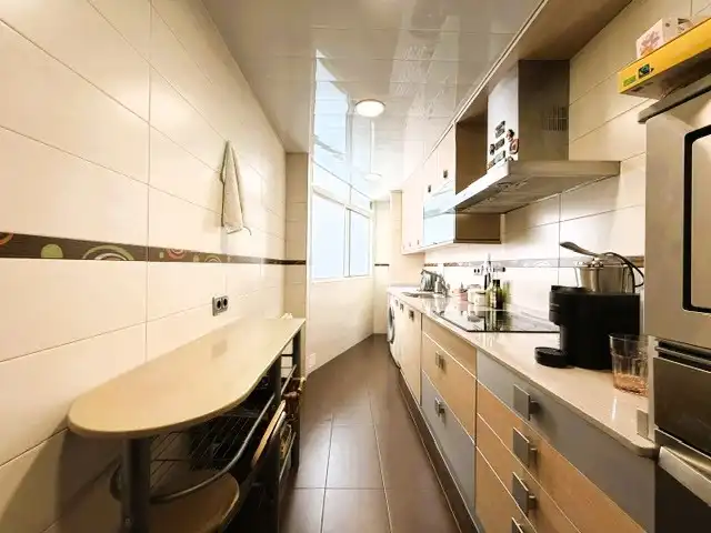 Cocina de Piso en venta en Montgat con Calefacción, Parquet y Horno
