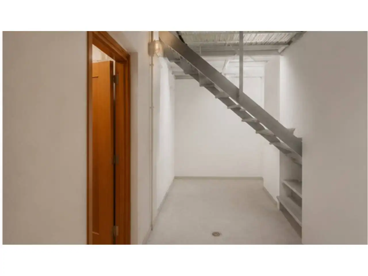 Nave industrial de alquiler en Gandia con Calefacción y Alarma