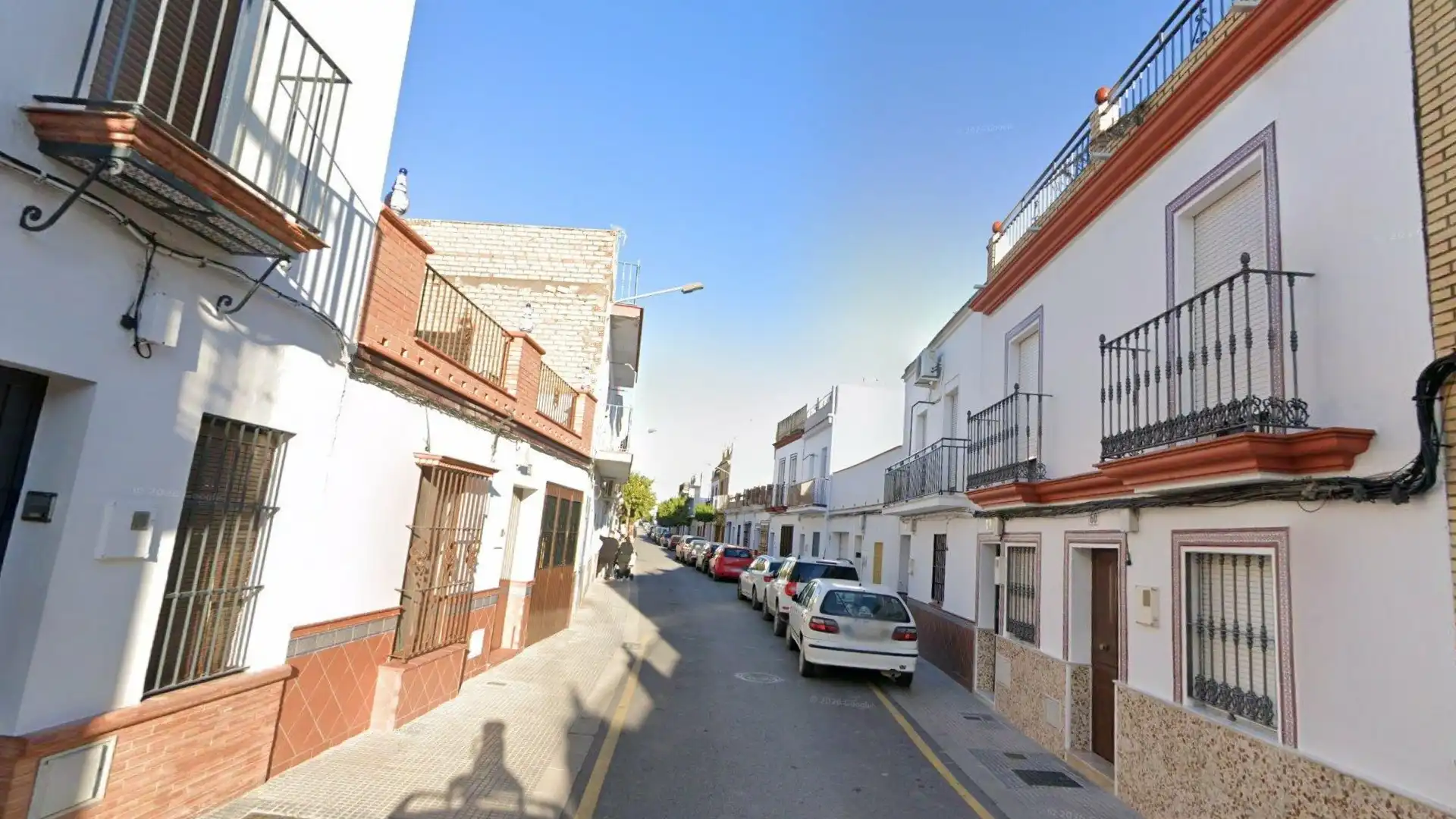 Casa aparellada en venda a Rafael Montesionos, imagen 2