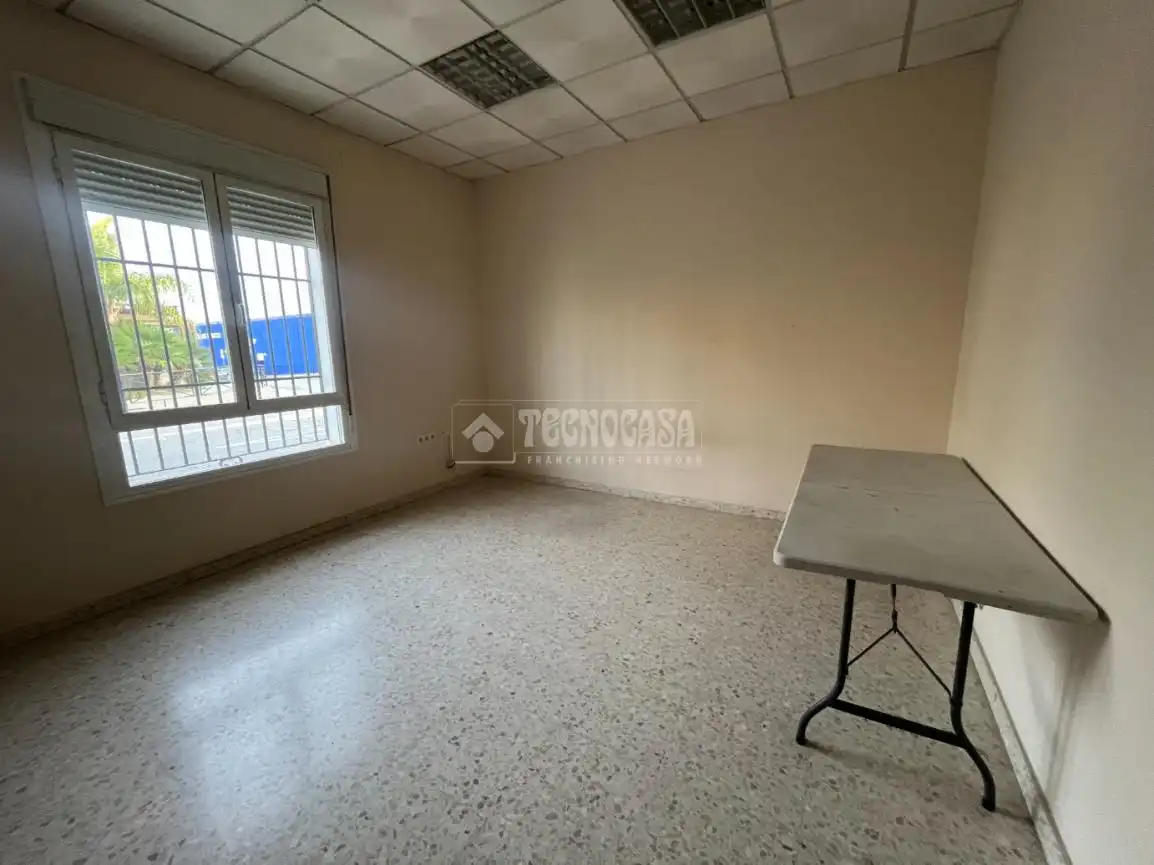 Commercial properties for rent in Pilas