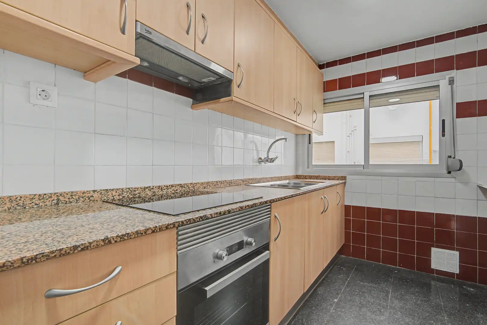 Kitchen of Flat for sale in Valencia  with Air Conditioner and Terrace