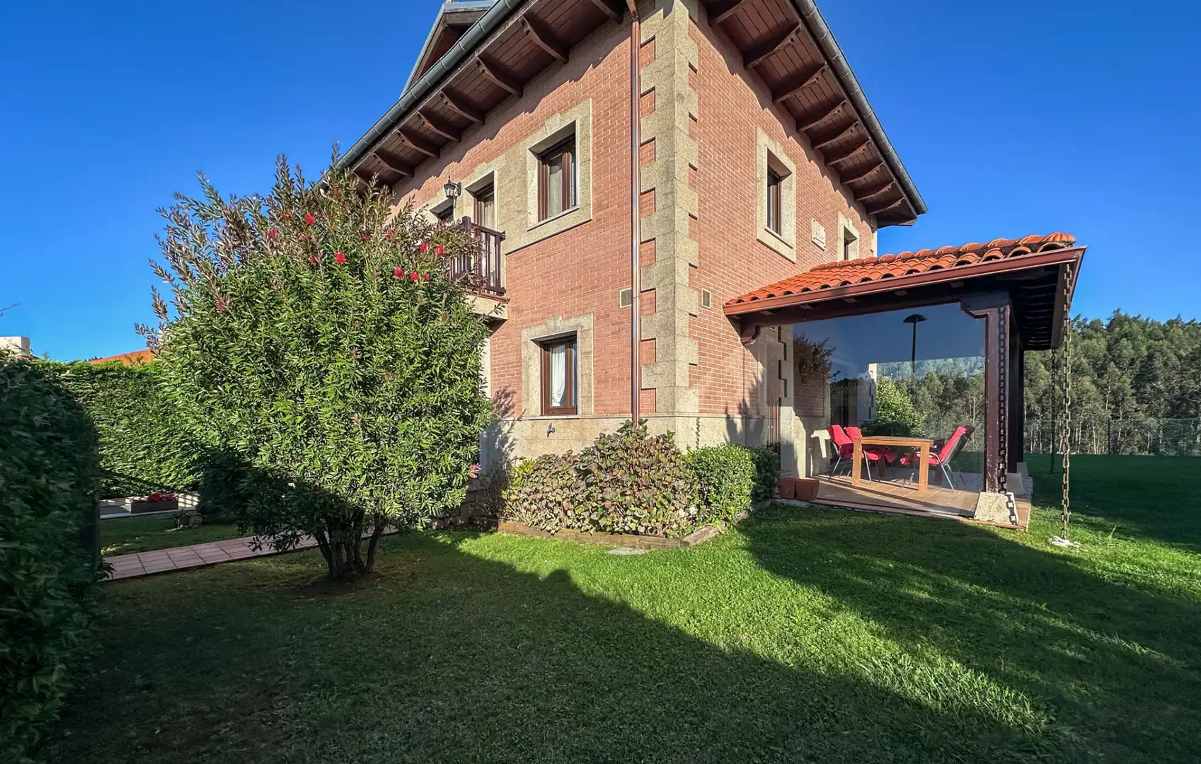 Villa con terrazza in vendita a Urbanización Rovacías A. IV, imagen 2