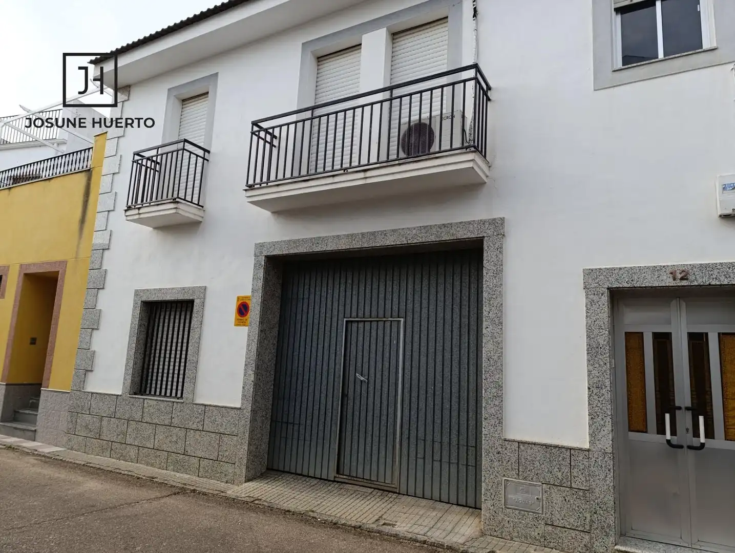 Vista exterior de Finca rústica en venda en Zalamea de la Serena amb Moblat