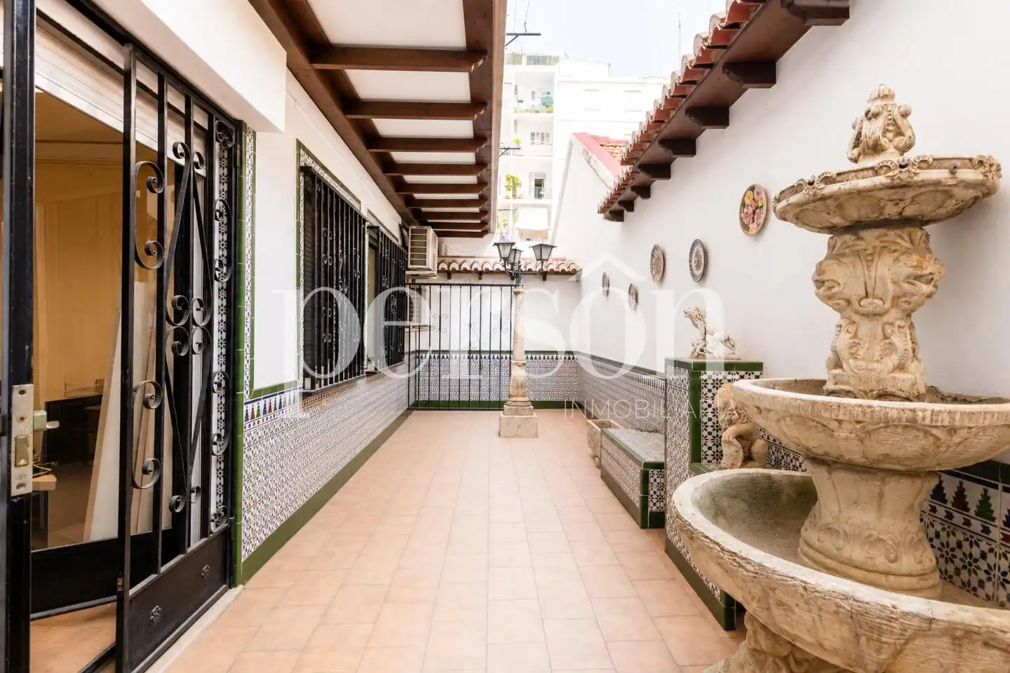 Terrassa de Oficina de lloguer en Valencia amb Aire condicionat