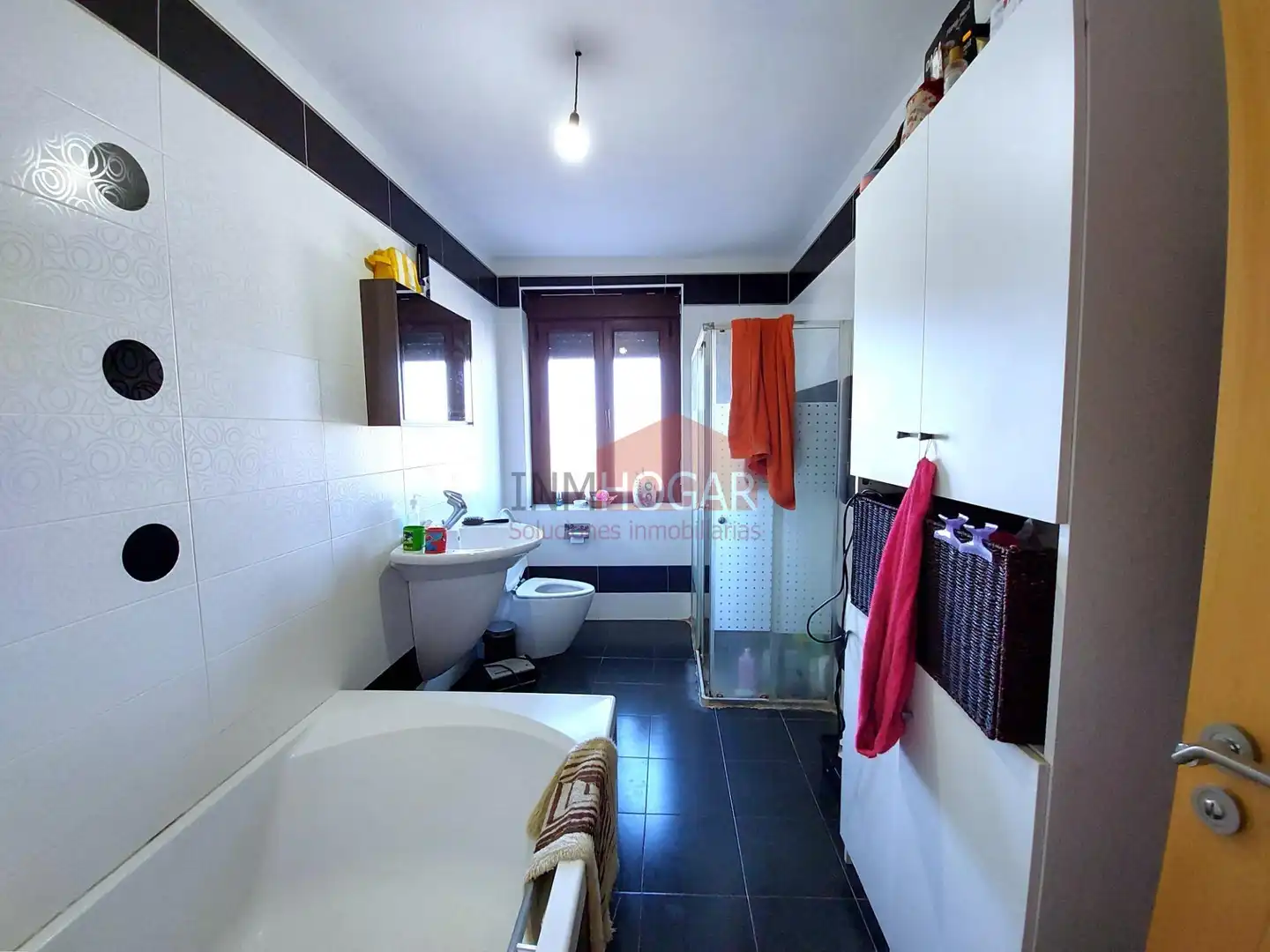 Bany de Casa o xalet en venda en Villanueva del Aceral amb Jardí privat, Terrassa i Traster