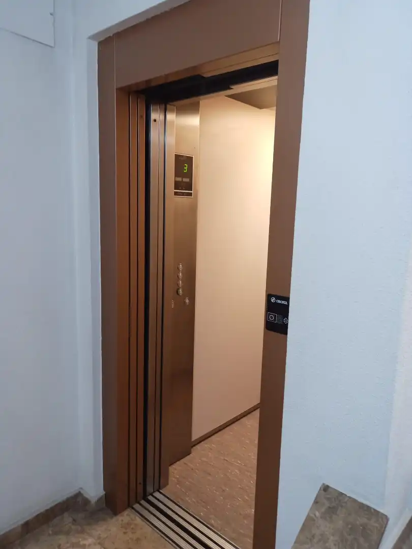 Flat for rent in Elche / Elx  with Air Conditioner and Furnished