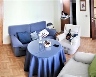 Living room of Country house to rent in Cáceres Capital  with Air Conditioner, Heating and Furnished