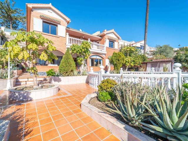 Casa-chalet en Venta en C. Reina Fabiola en Miraflores del Palo