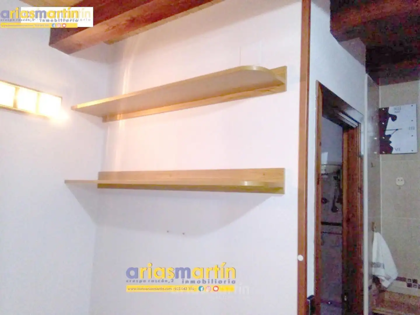 Flat for sale in Salamanca  with Air Conditioner, Heating and Furnished