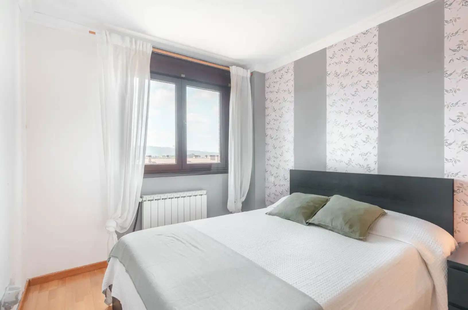 Habitación de Piso en venta en Llanera con Calefacción, Trastero y Amueblado