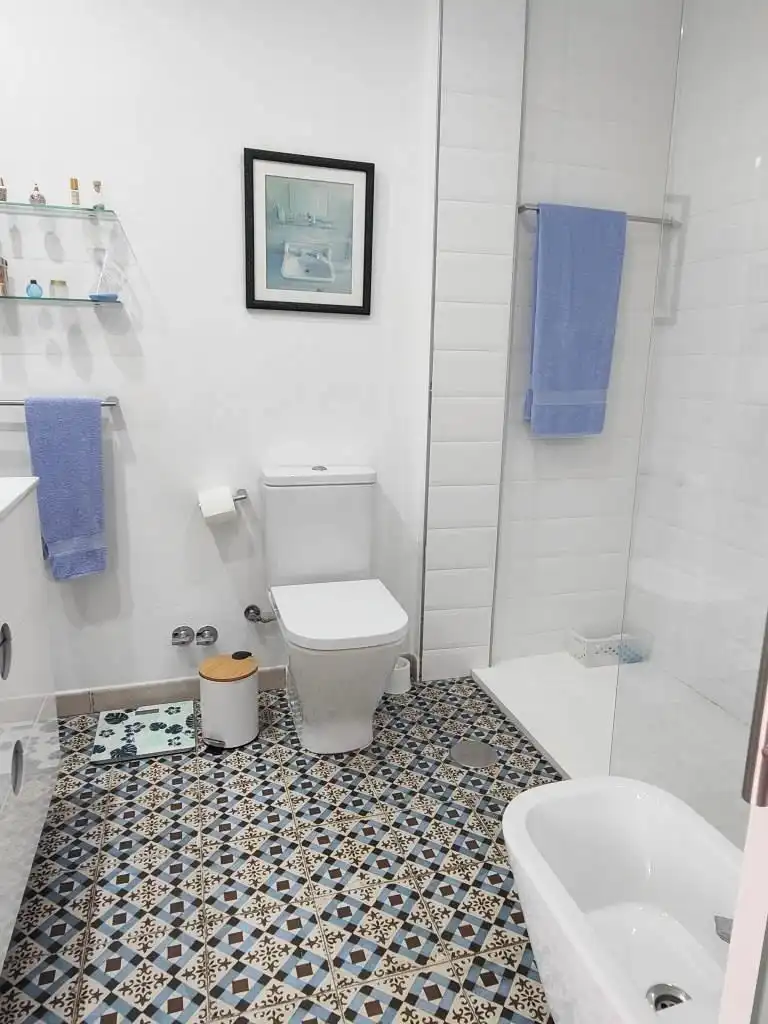 Baño de Casa adosada en venta en Algeciras con Jardín privado