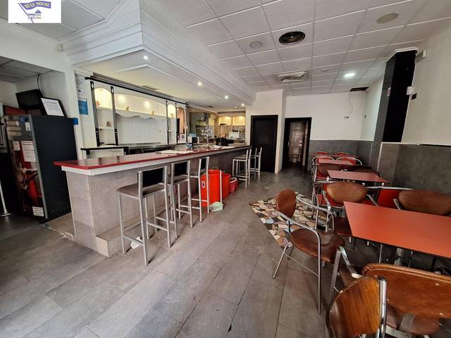 Local comercial en Alquiler en Ensanche - Franciscanos