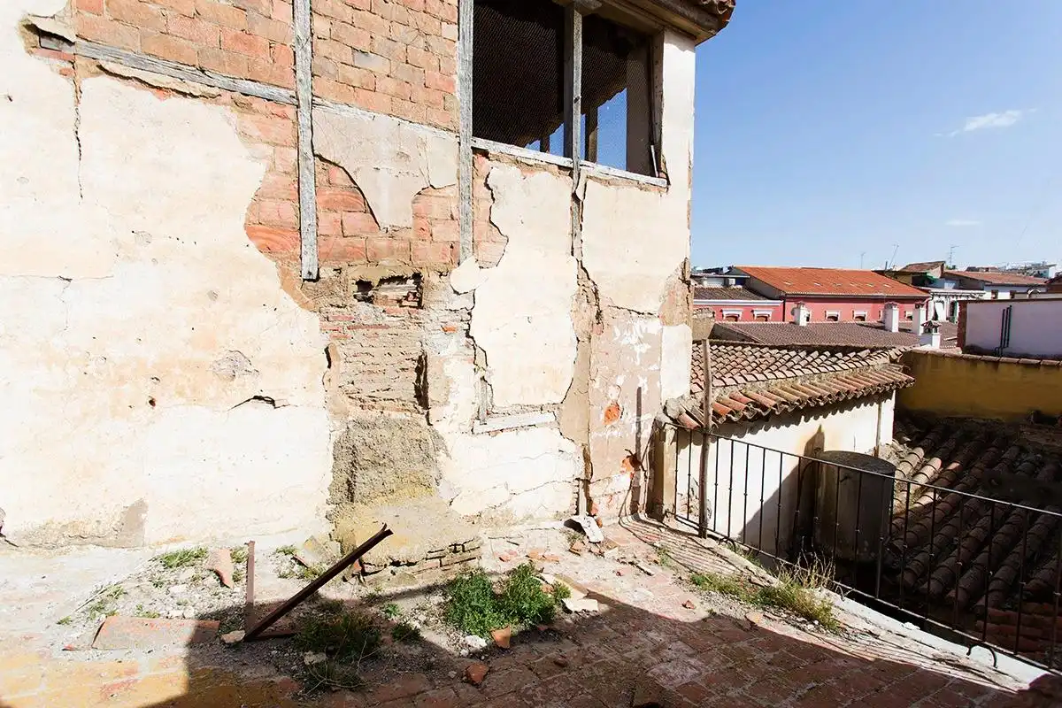 Vista exterior de Edificio en venta en Guadix