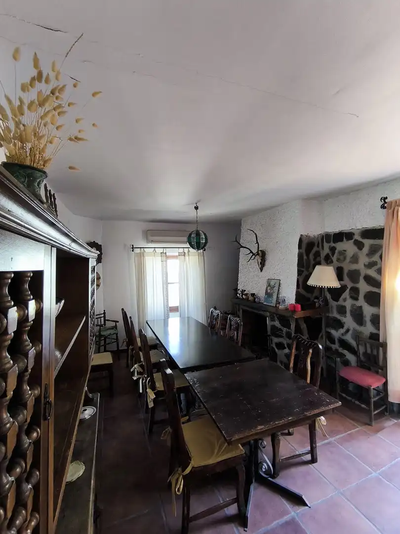 Menjador de Casa o xalet en venda en Baños de la Encina amb Aire condicionat, Jardí privat i Terrassa