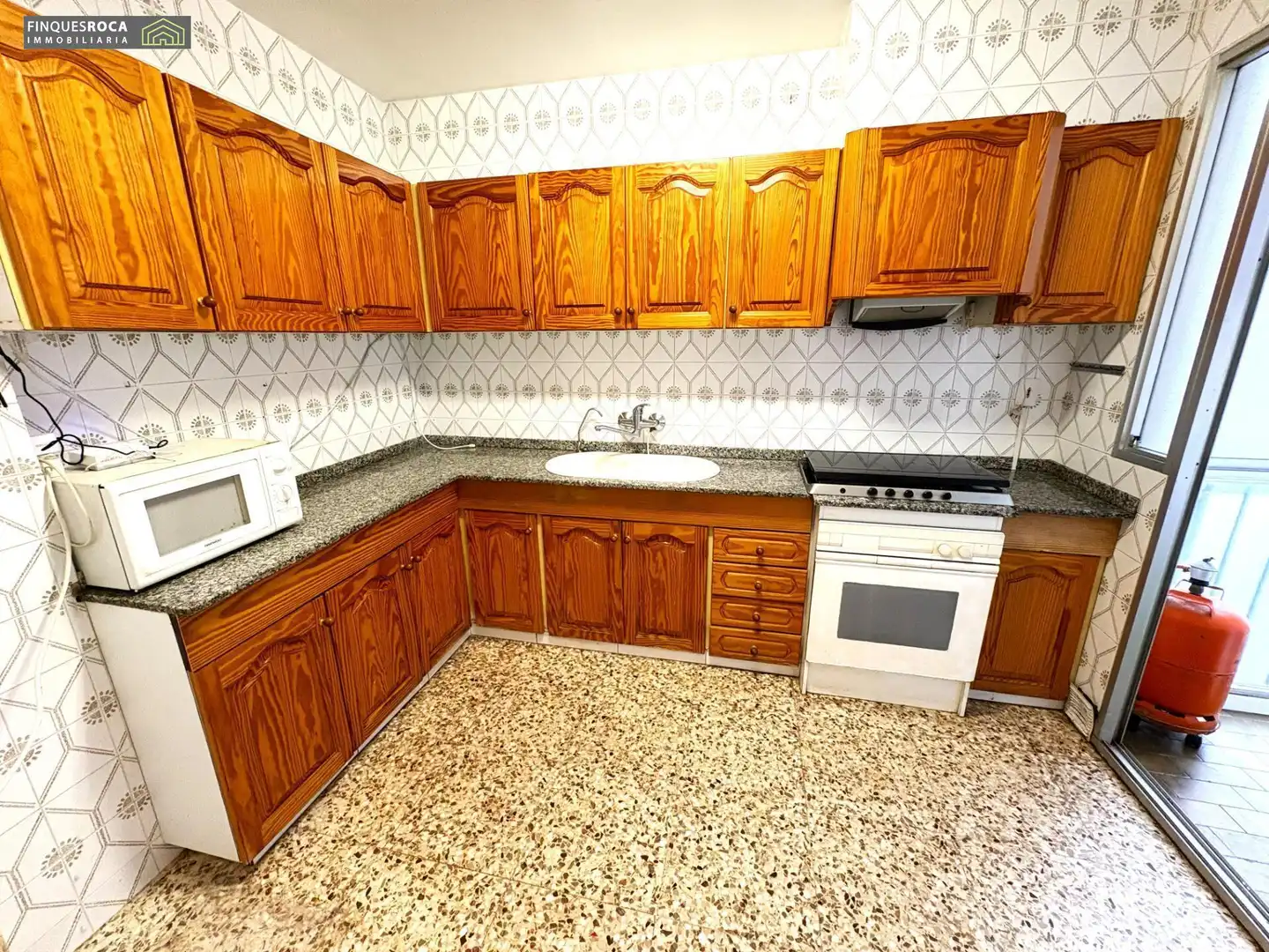 Kitchen of Flat for sale in La Ràpita  with Air Conditioner, Heating and Terrace
