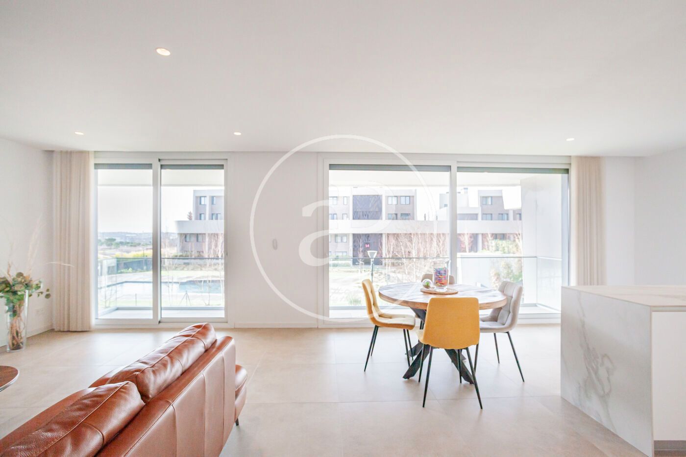 Living room of Flat for sale in Pozuelo de Alarcón  with Air Conditioner, Heating and Terrace