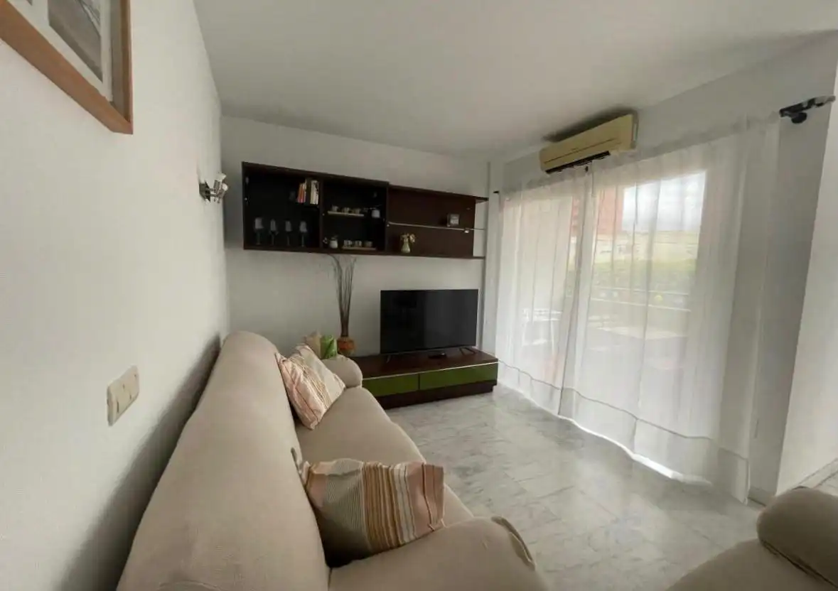 Wohnung zur Miete in Puerto de Estepona