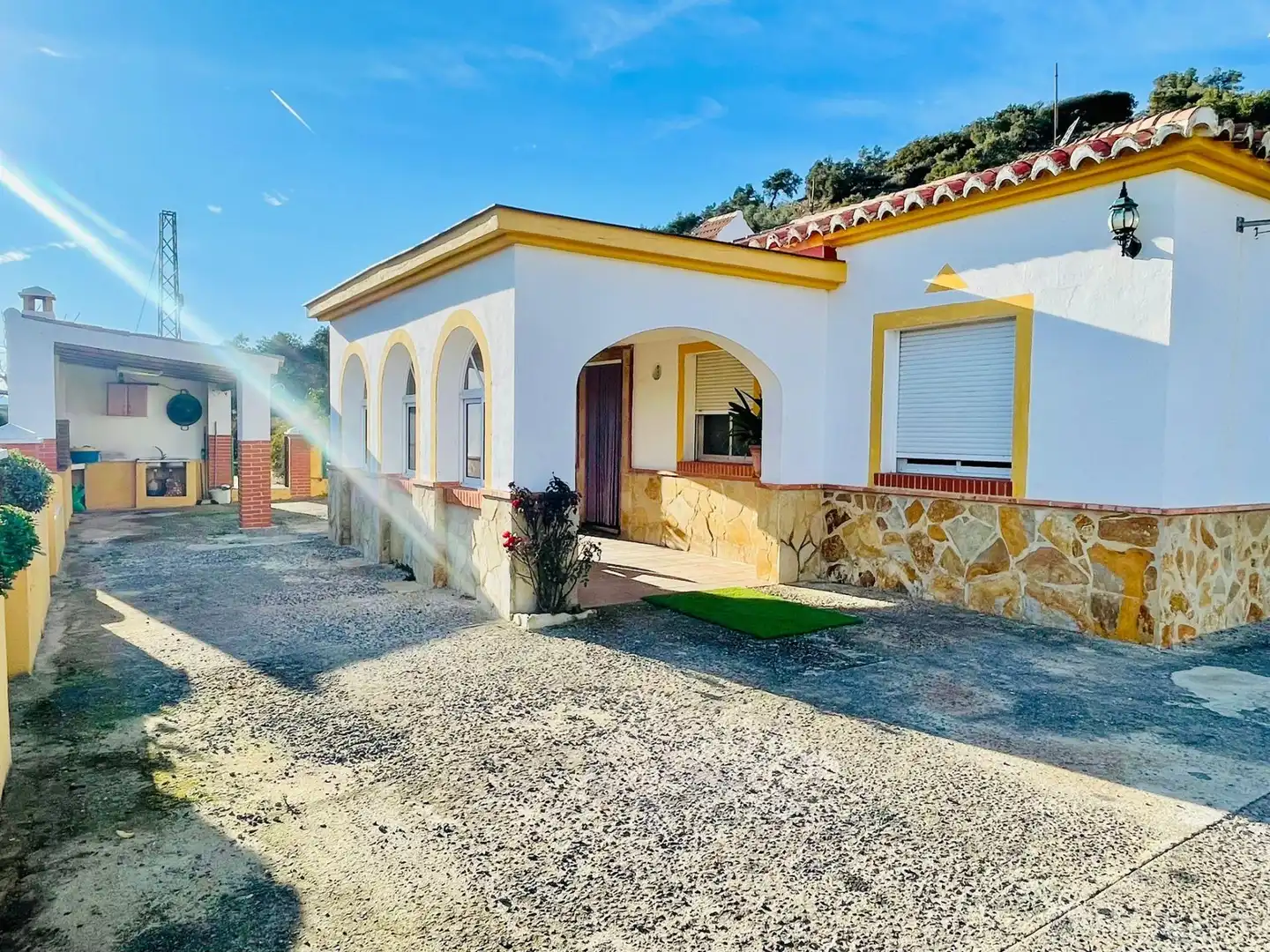 Vista exterior de Finca rústica en venta en Antequera con Jardín privado, Trastero y Piscina