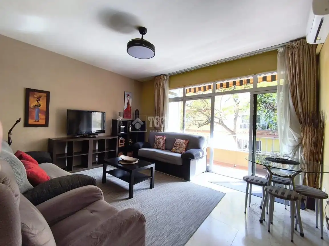 Vista exterior de Piso en venta en Fuengirola con Balcón