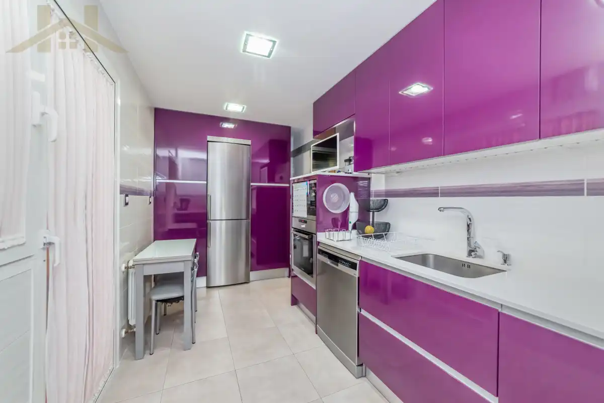 Kitchen of Flat for sale in Valdemoro  with Air Conditioner, Storage room and Community pool