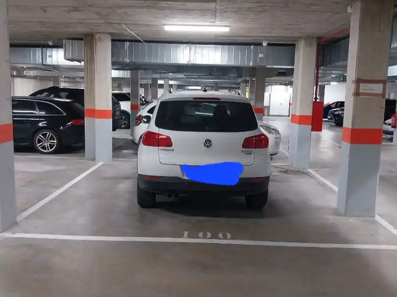 Aparcament de Garatge de lloguer en Entrenúcleos