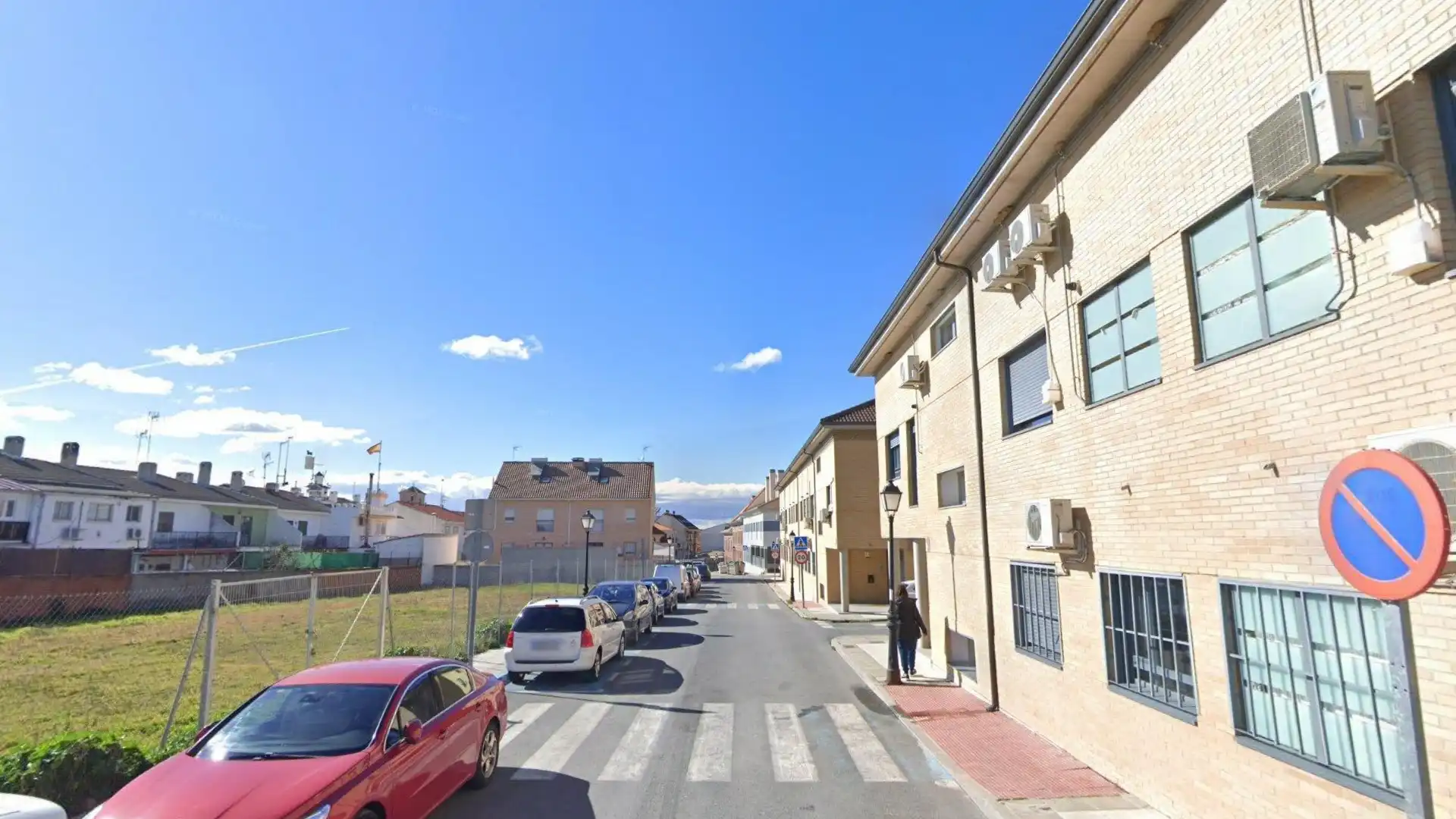 Vista exterior de Planta baixa en venda en El Viso de San Juan amb Traster i Piscina