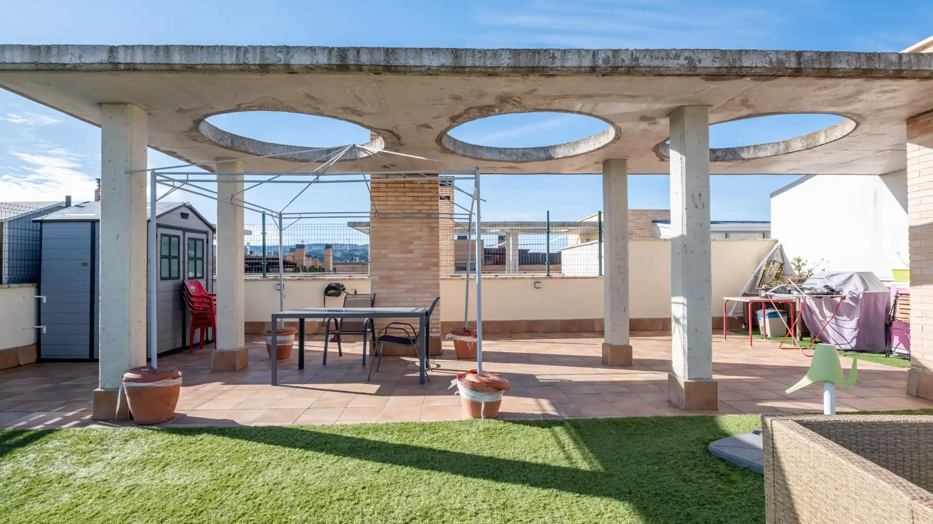 Terrasse von Dachboden zum Verkauf in Cuarte de Huerva mit Klimaanlage, Heizung und Terrasse