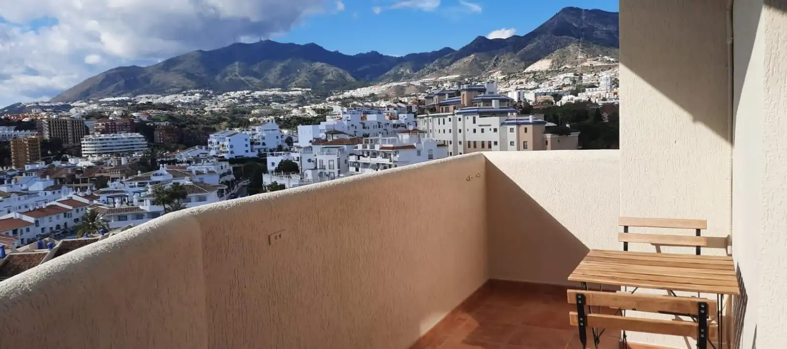 Vista exterior de Estudio en venta en Benalmádena con Aire acondicionado, Terraza y Amueblado