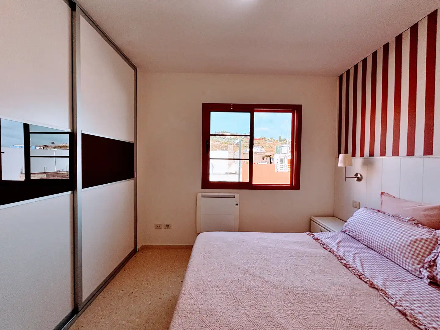 Schlafzimmer von Einfamilien-Reihenhaus zum Verkauf in Las Palmas de Gran Canaria mit Terrasse und Abstellraum