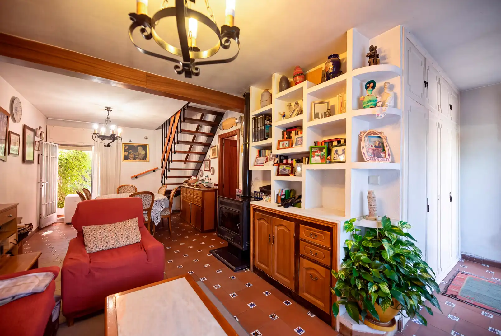 Sala de estar de Casa adosada en venta en Madrid con Calefacción, Jardín privado y Trastero