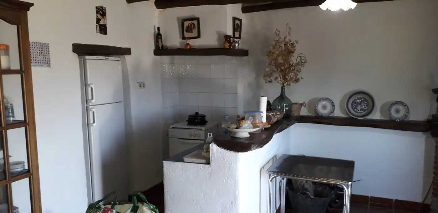 Country homes for sale in Jubrique