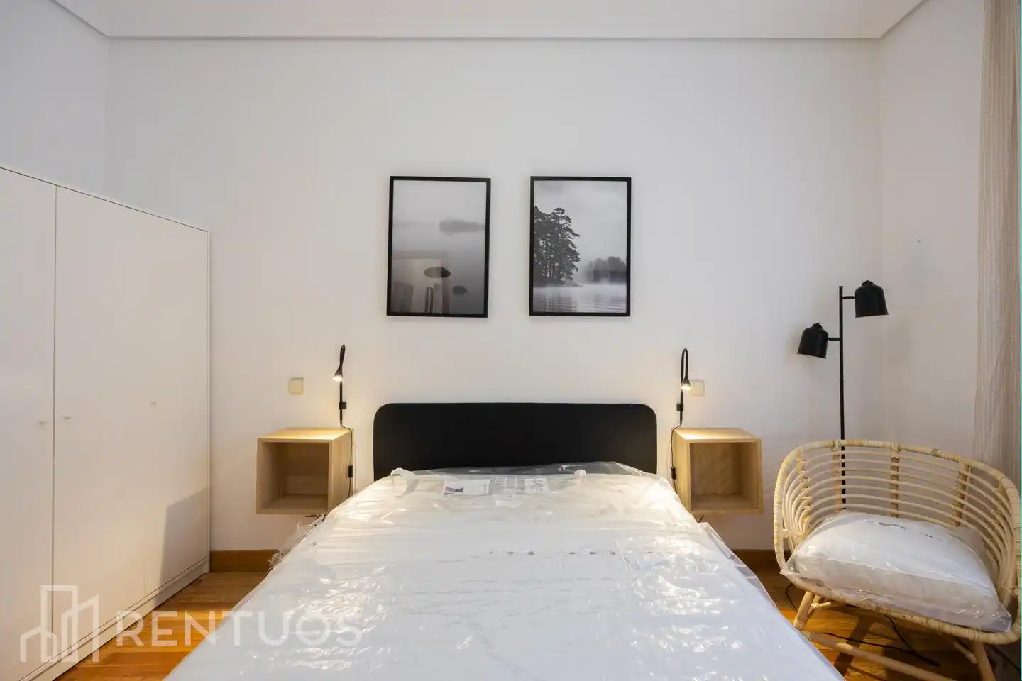 Schlafzimmer von Wohnung zur Miete in Madrid mit Heizung, Parkett und Möbliert