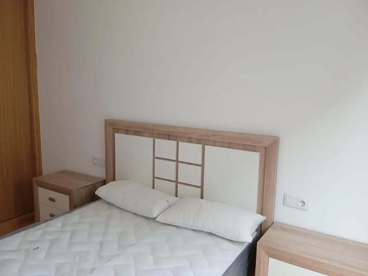 Habitación de Piso de alquiler en Santiago de Compostela  con Calefacción, Terraza y Amueblado