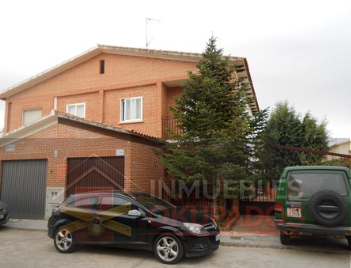 Exterior view of House or chalet for sale in Alcabón  with Storage room