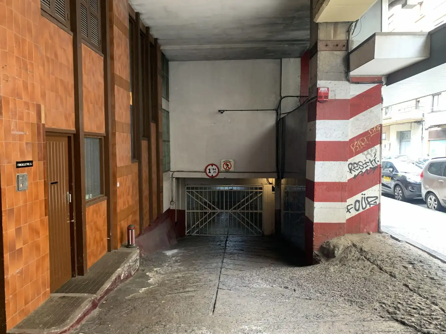 Parking de Garaje de alquiler en Donostia - San Sebastián  con Alarma