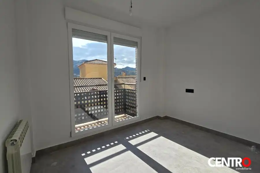 Schlafzimmer von Wohnung zum Verkauf in Cenes de la Vega mit Klimaanlage, Heizung und Privatgarten