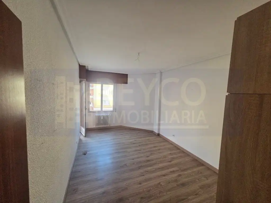 Piso con ascensor en venta en Avenida Perez Galdos, imagen 15