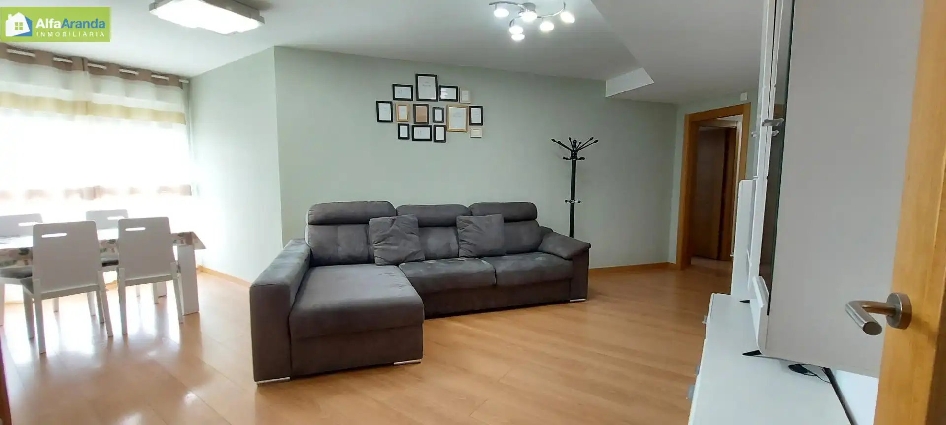 Sala d'estar de Pis de lloguer en Aranda de Duero amb Calefacció, Jardí privat i Traster